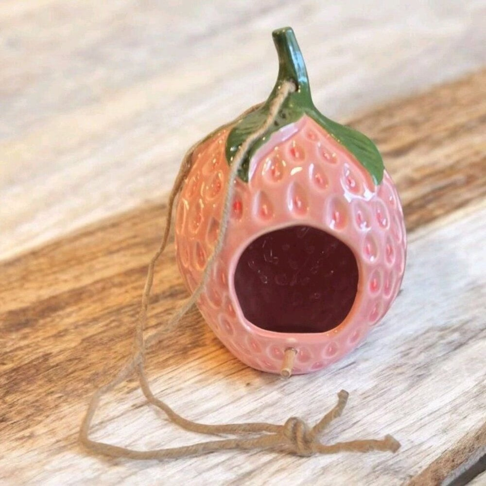 Clay 101: Hand building with Morgan | Bird Feeders | All Ages